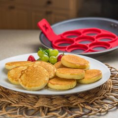 Flippin' Fantastic Mini Pancake Maker
